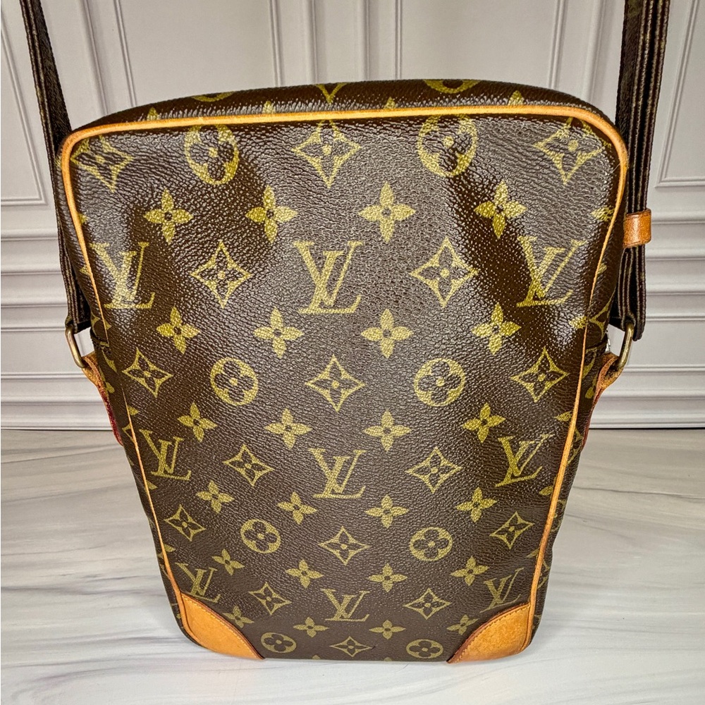 Louis Vuitton Monogram Danube MM Crossbody Bag | Vintage | Full Inclusion | COA - Picture 5 of 14